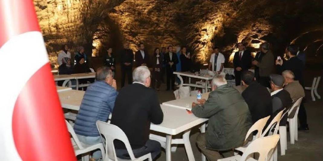 Hititlerden kalma yerin 150 metre altında bir mağara! Şifa arayan buraya akın ediyor: 4-6 saat tedaviye yetiyor 2